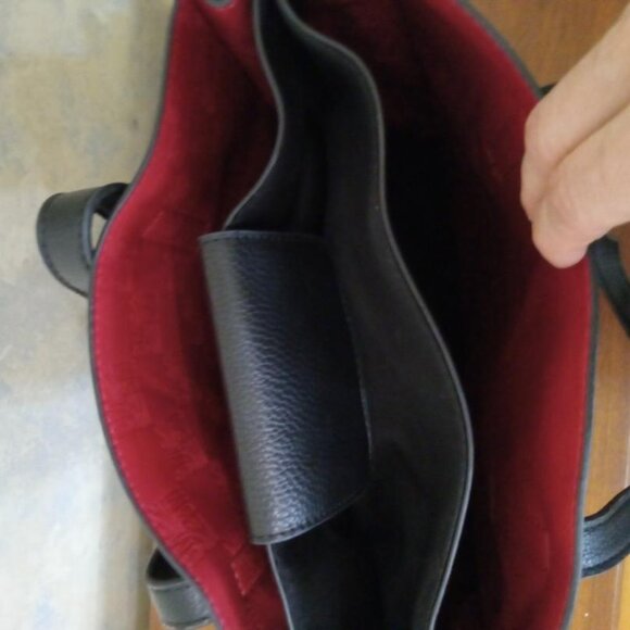 Black Steve Madden purse - Picture 4 of 5